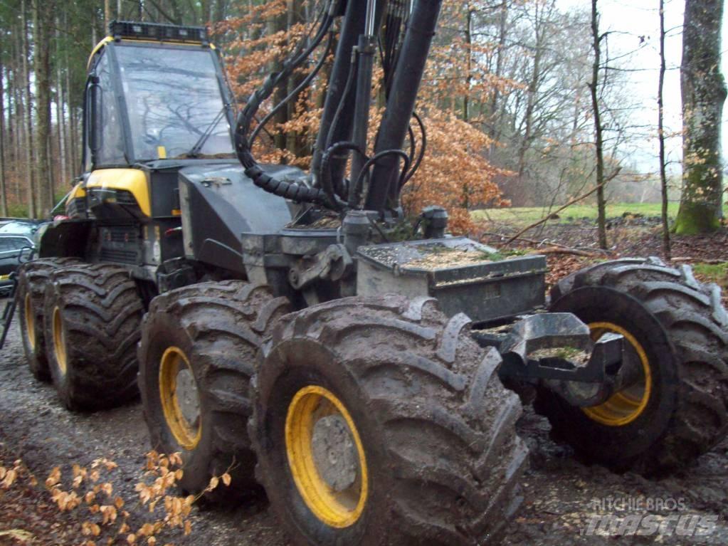 Ponsse Bear 8W Combine forestiere