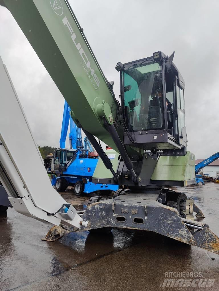 Fuchs MHL 340 Paleta de manipulare