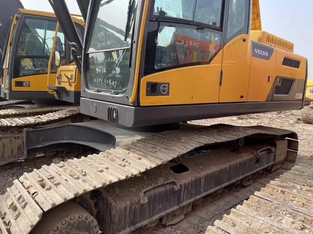 Volvo EC 250 D Excavatoare pe șenile
