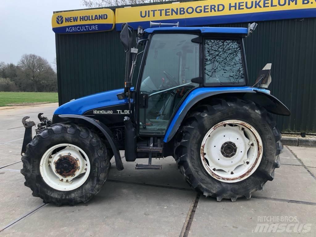 New Holland TL 90 Tractoare