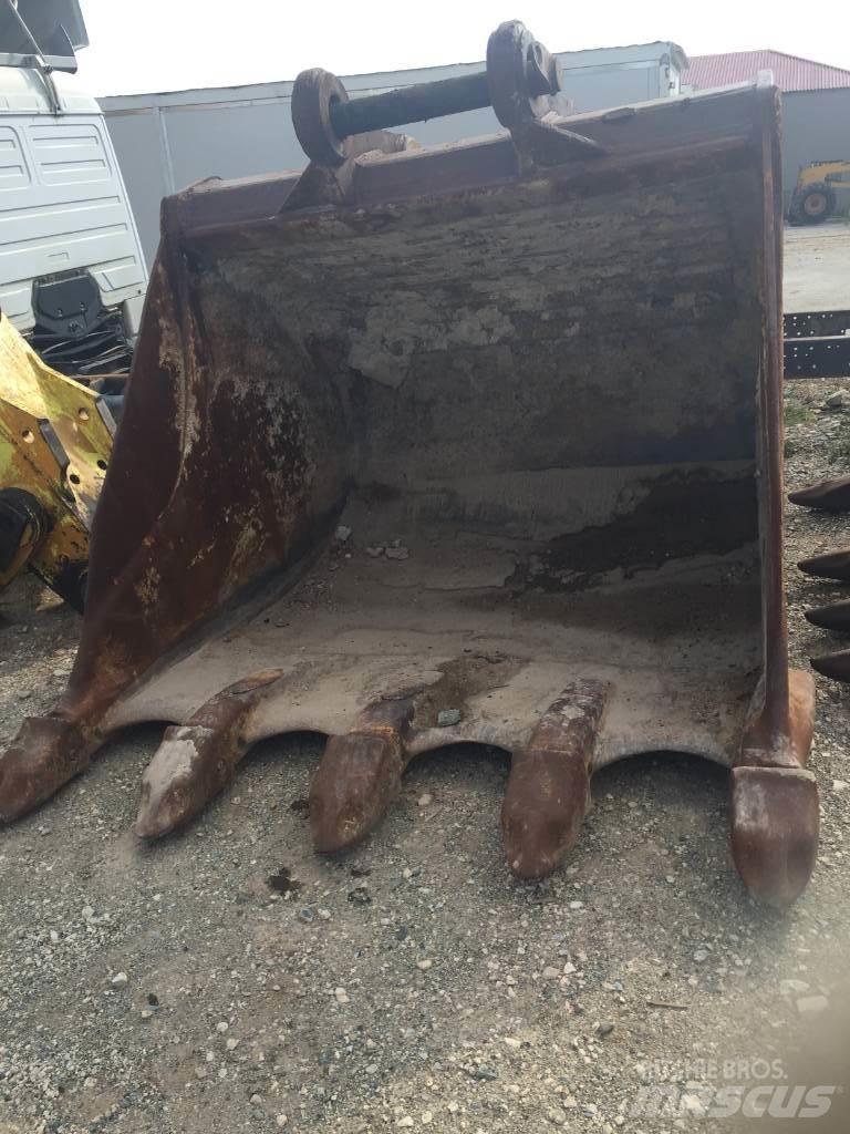 CAT 385C Excavatoare pe șenile
