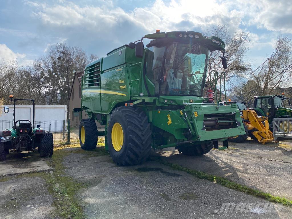 John Deere T560 HM Combine de secerat