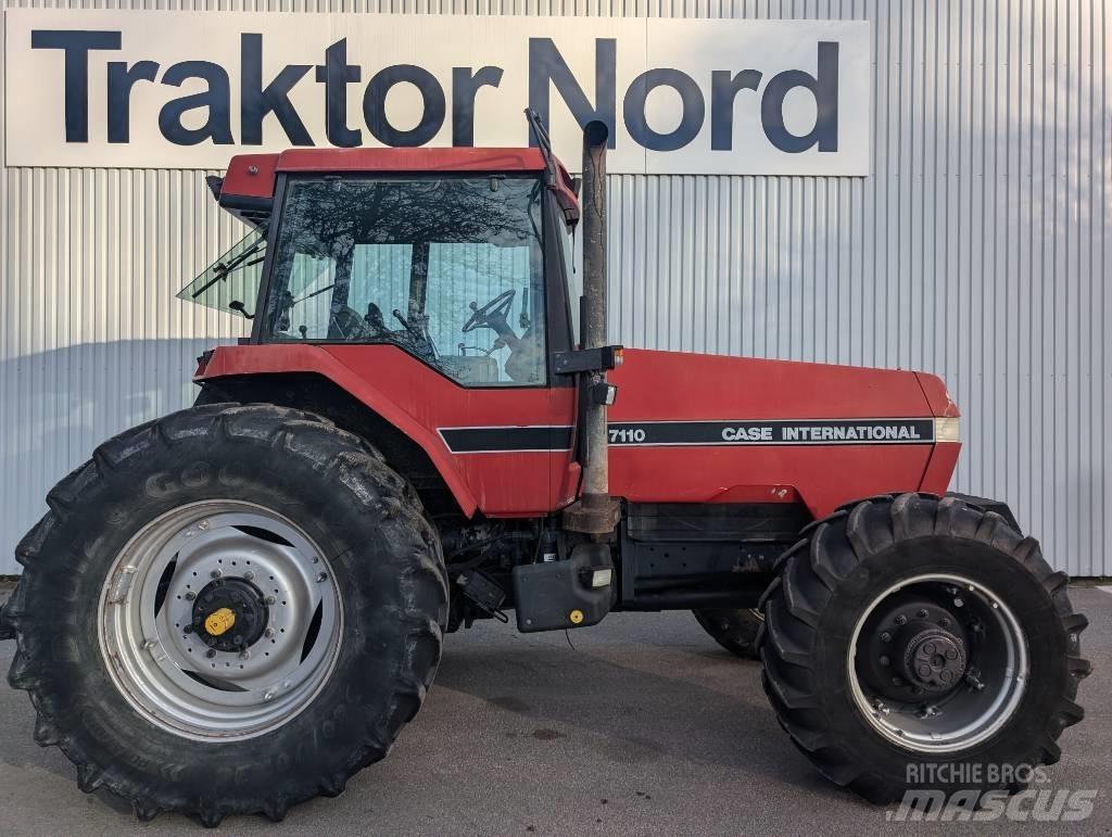 Case IH Magnum 7110 Tractoare