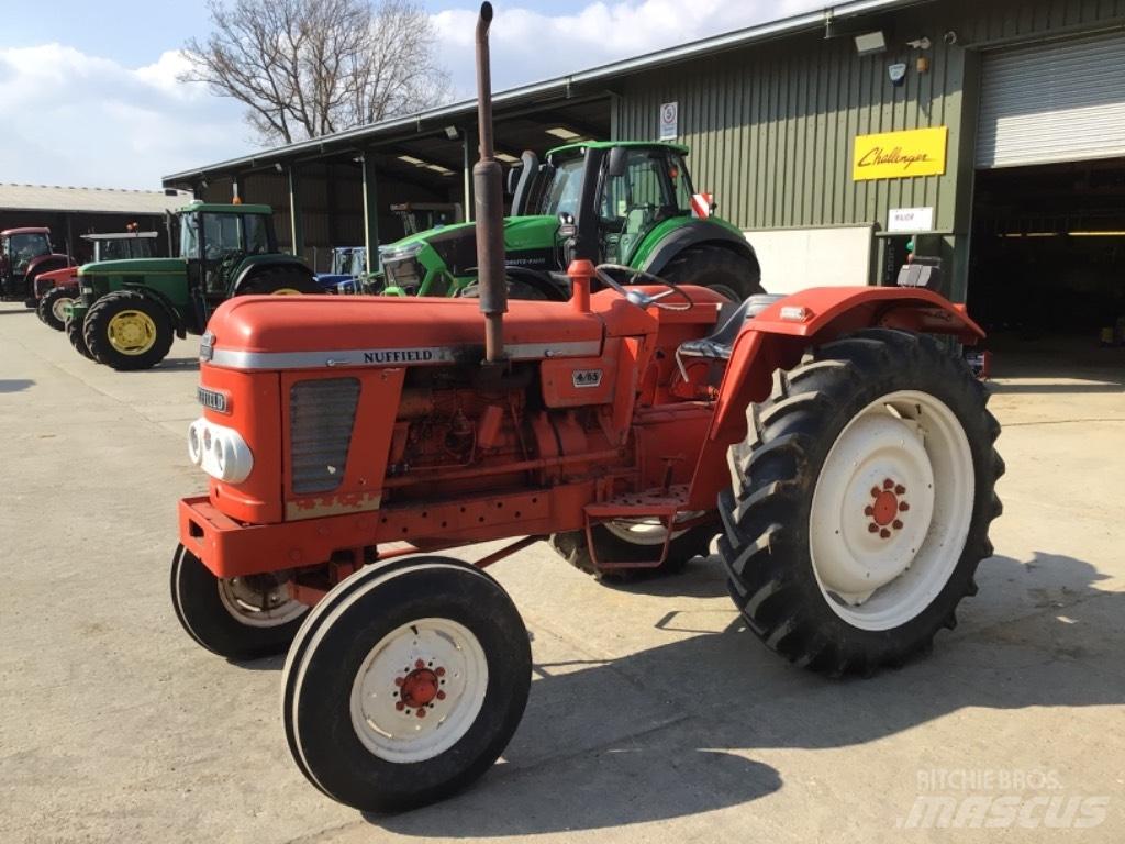 Nuffield 4/65 Tractoare