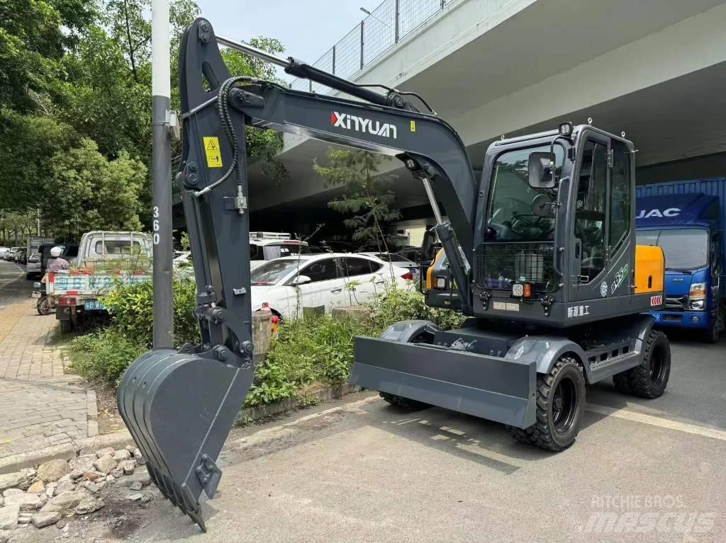 Xinyuan Xinyuan B65 Excavatoare cu roti