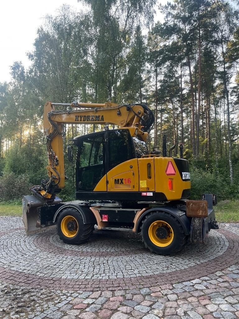 Hydrema MX 16 Excavatoare cu roti