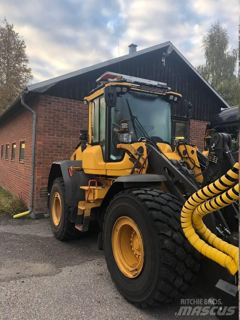Volvo L90H Incarcator pe pneuri