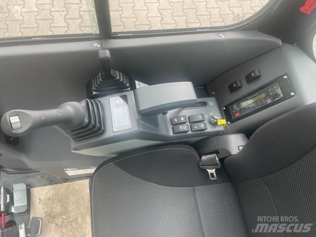CAT 908 M Incarcator pe pneuri