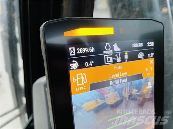 CAT 320 Excavatoare pe șenile
