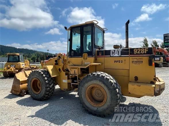 CAT 928F Incarcator pe pneuri