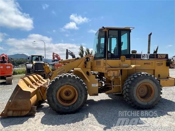CAT 928F Incarcator pe pneuri
