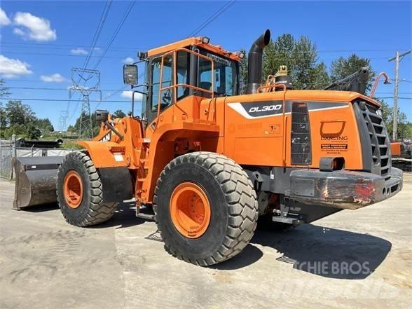 Doosan DL300 Incarcator pe pneuri