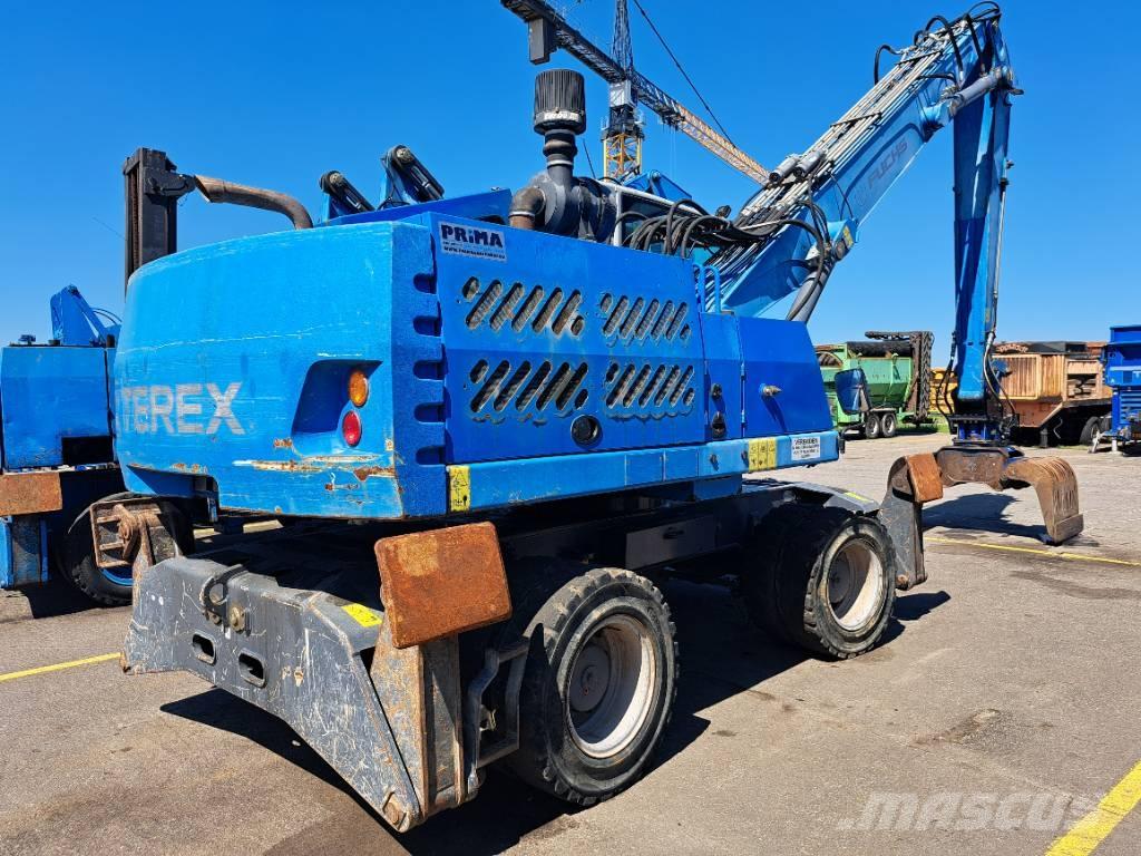 Fuchs MHL 331 Paleta de manipulare