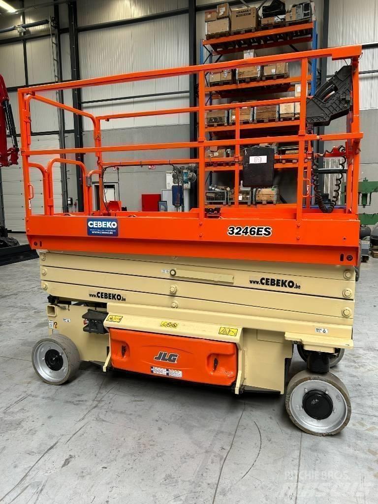 JLG 3246ES Platforme foarfeca
