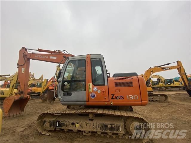 Hitachi ZX130 Excavatoare pe șenile
