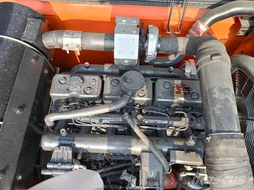 Doosan DX300-9 Excavatoare pe șenile
