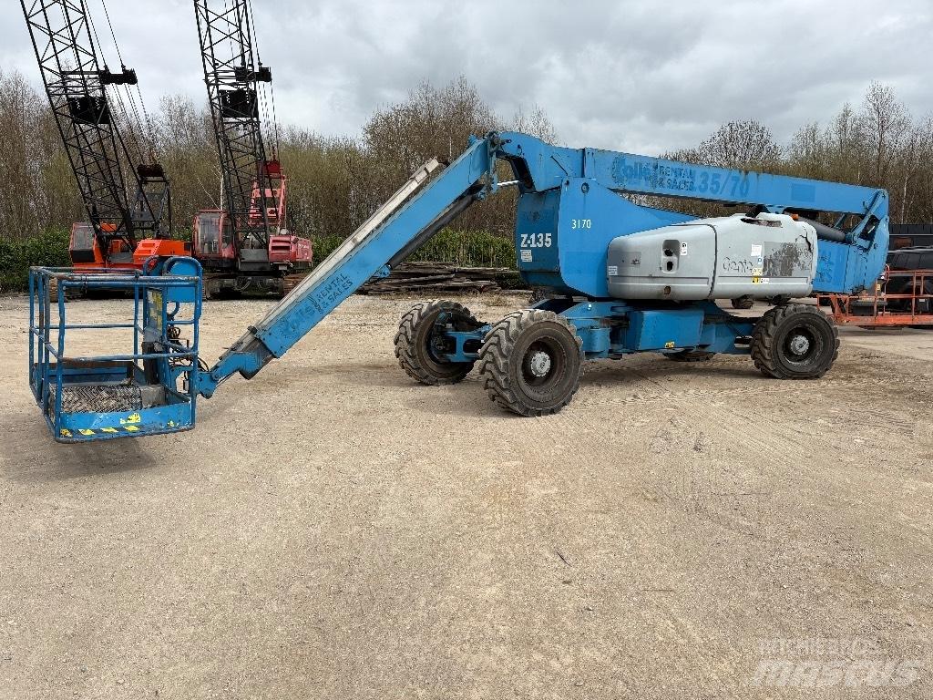 Genie ZX 135/70 Nacele cu brat articulat