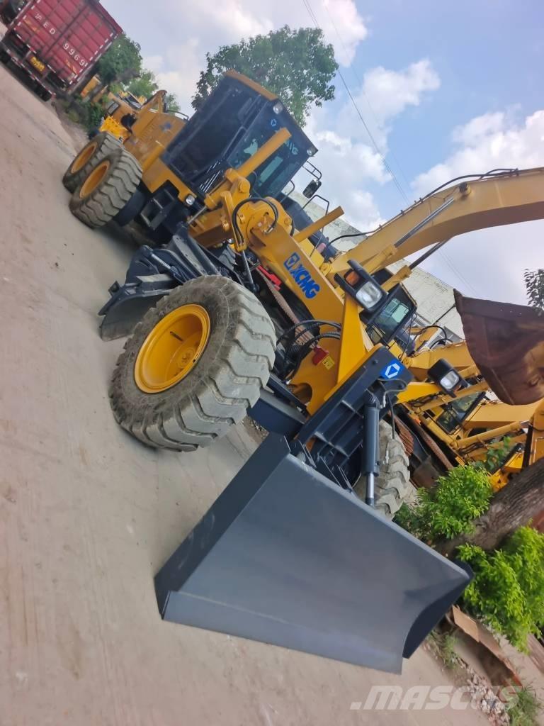 XCMG GR 2153 Gredere