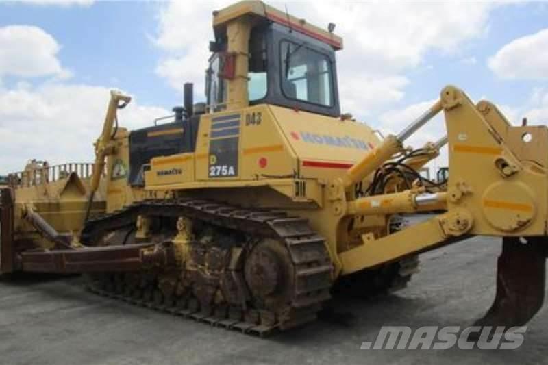 Komatsu D275A-5 Buldozere pe senile