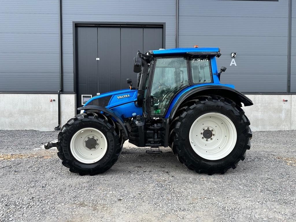 Valtra N 123 Tractoare