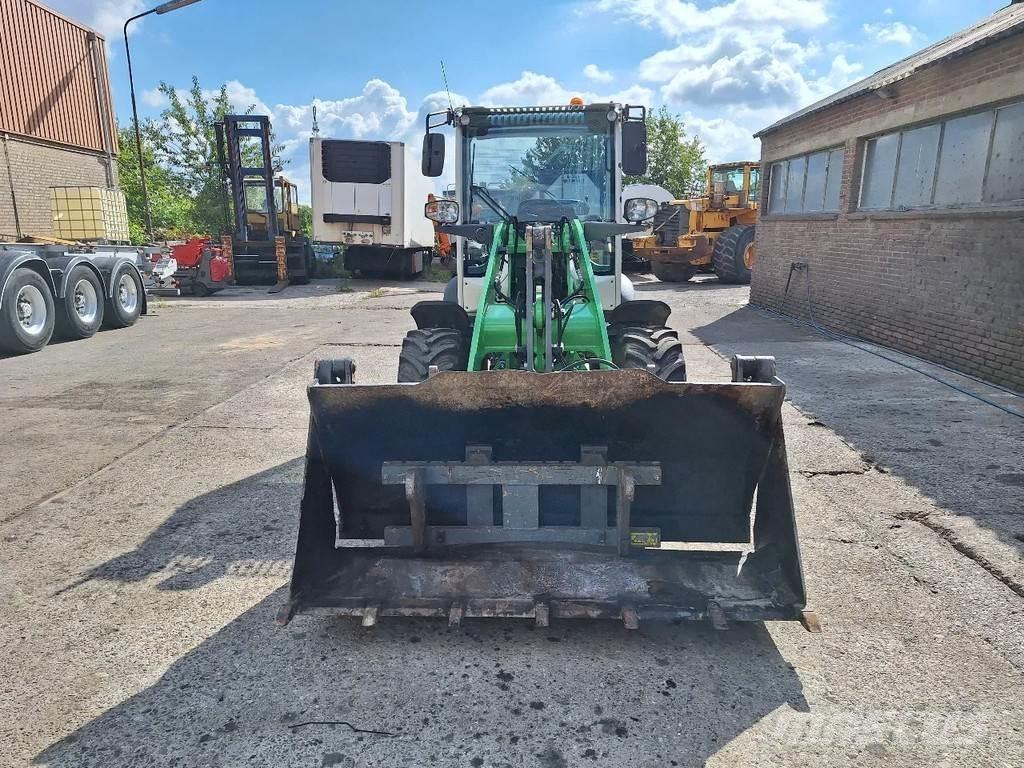 Liebherr L506C Mini incarcatoare