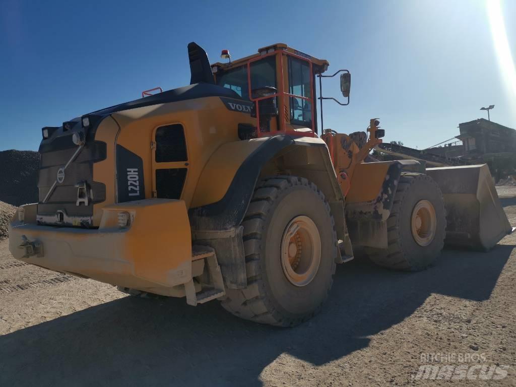 Volvo L220H, UTHYRES Incarcator pe pneuri