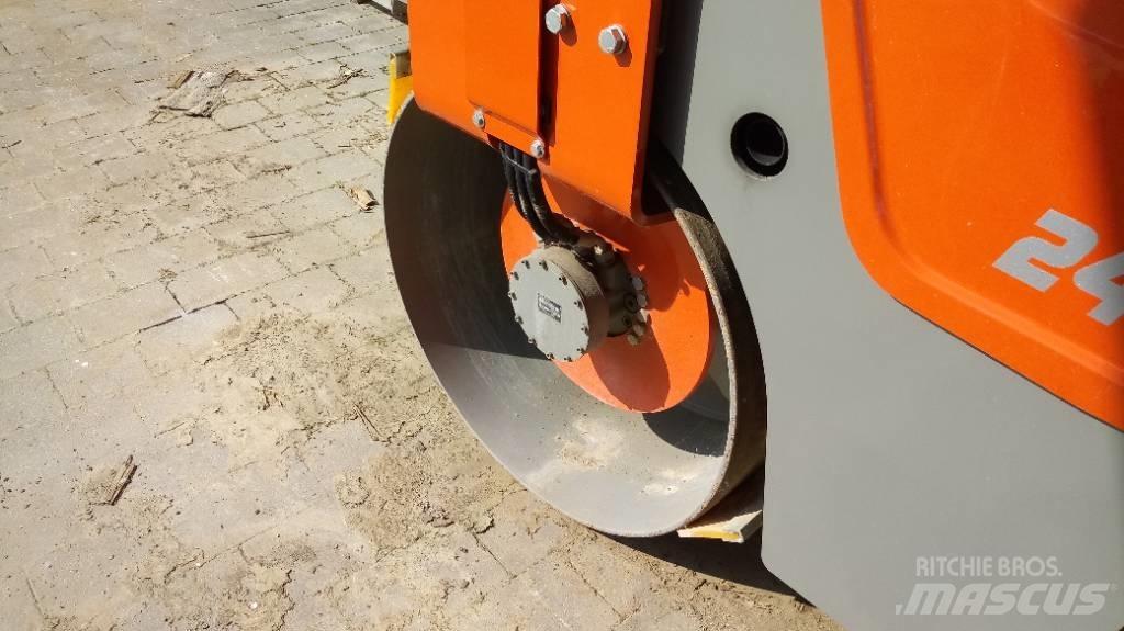 Atlas AW240 Cilindri compactori dubli