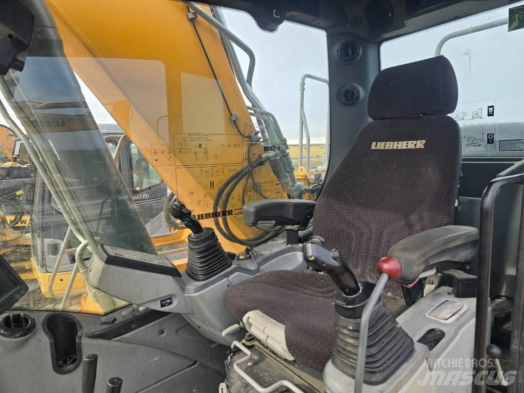 Liebherr R 924 Excavatoare pe șenile
