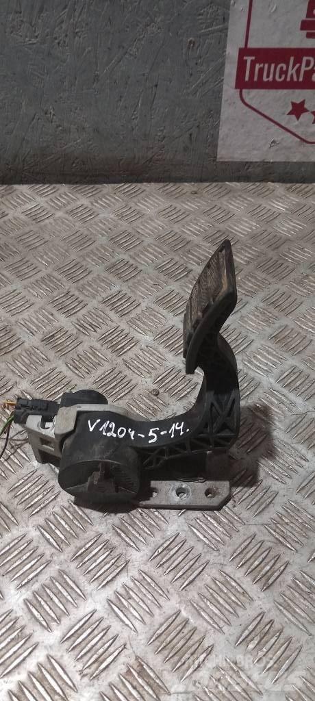 Volvo FH 12    21116879 Cabine si interior