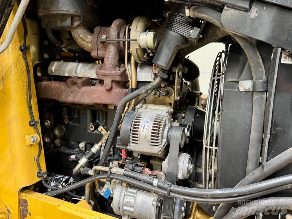 CAT 442 E Buldoexcavatoare