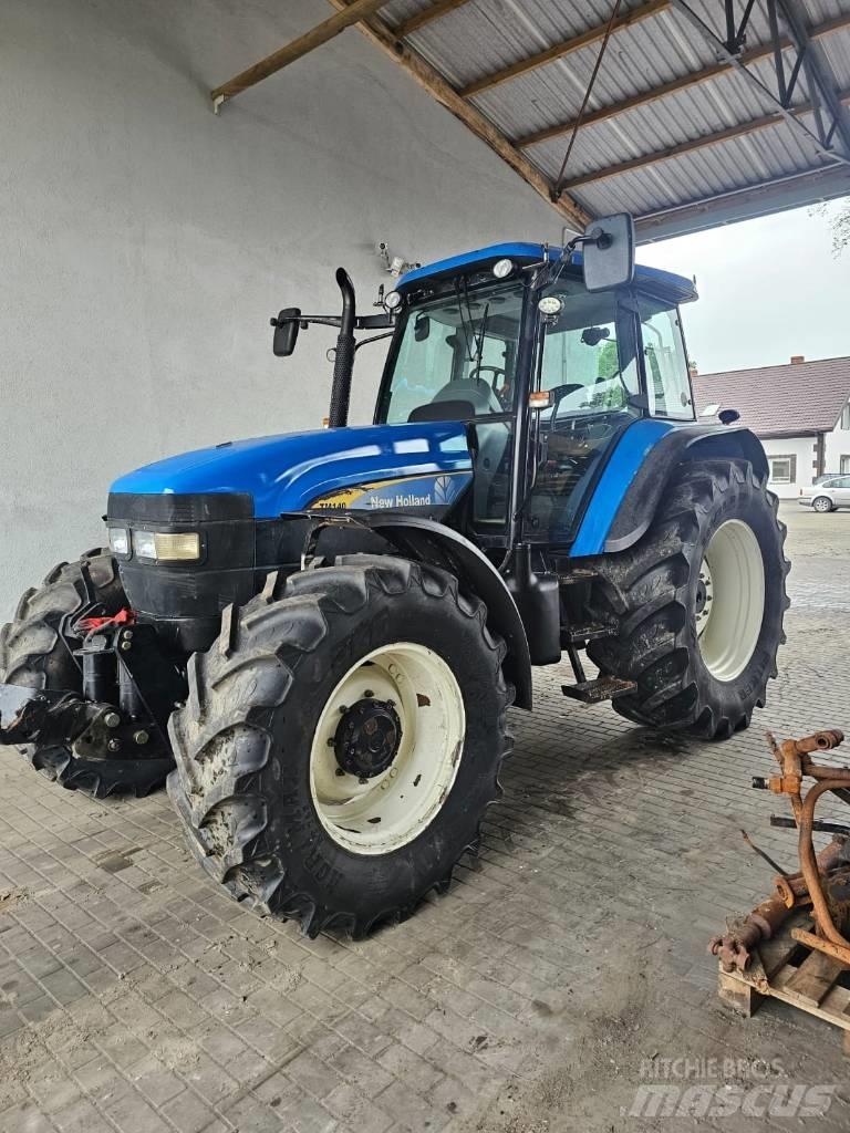 New Holland TM 140 Tractoare