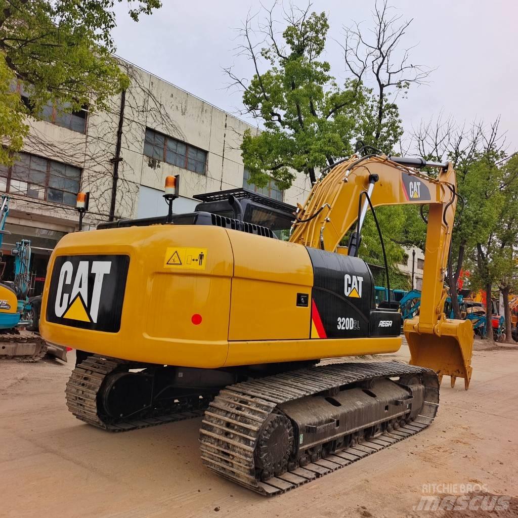 CAT 320 D2L Excavatoare pe șenile
