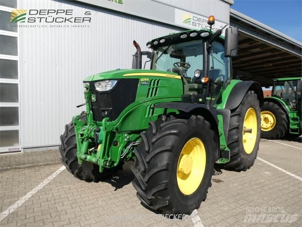 John Deere 6215R Tractoare