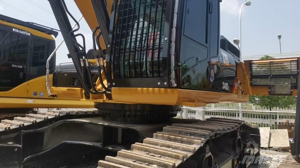 CAT 340 Excavatoare pe șenile
