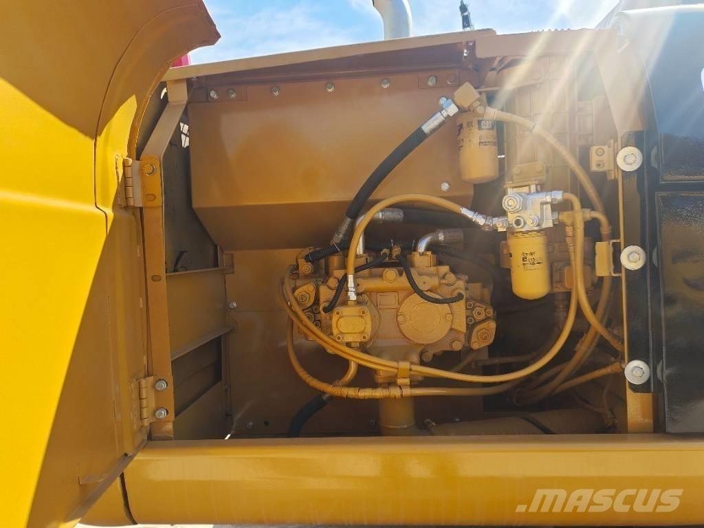 CAT 320 C L Excavatoare pe șenile
