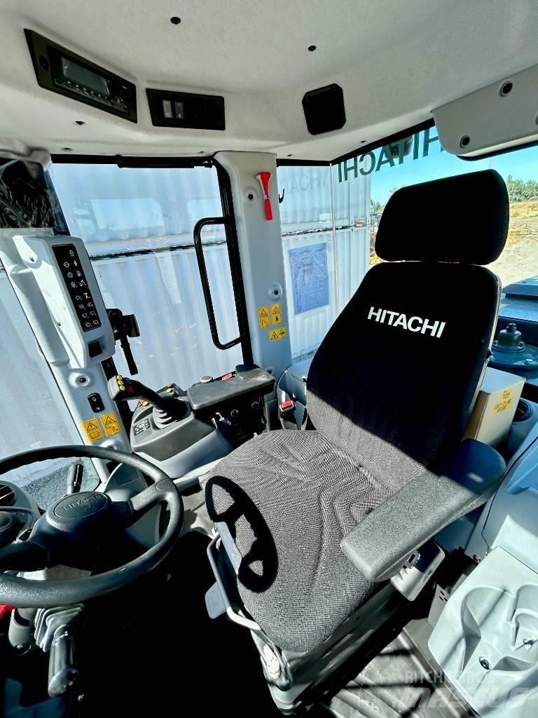 Hitachi ZW220-7 Incarcator pe pneuri