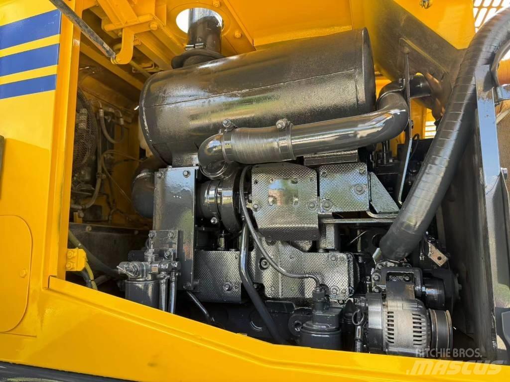 Komatsu WA 320-5 Incarcator pe pneuri