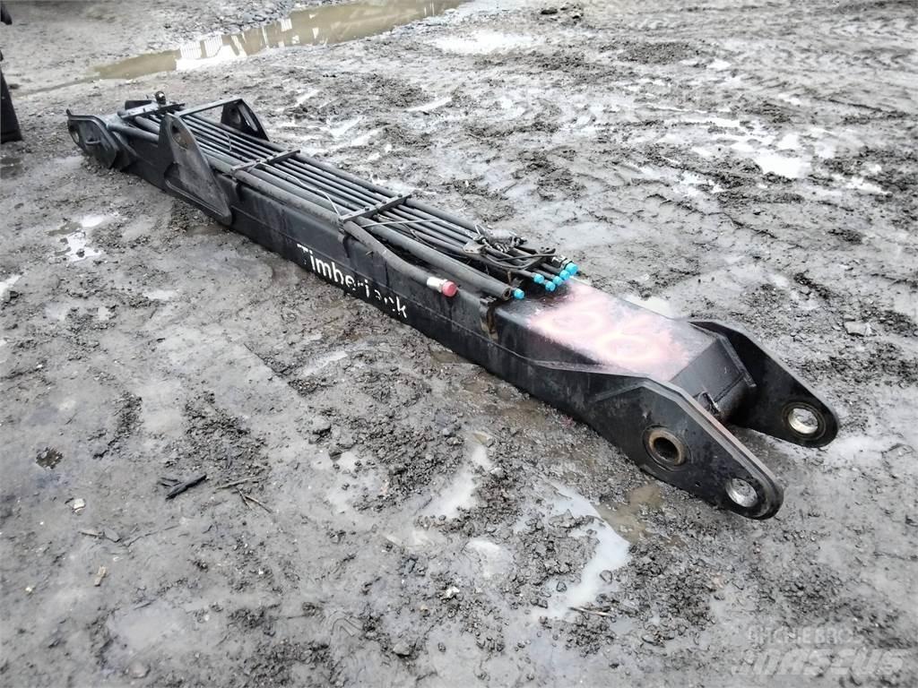 Loglift 210 Macarale pentru culegatoare