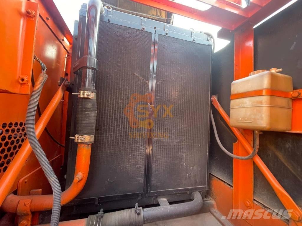 Doosan 220 LC-7 Excavatoare pe șenile
