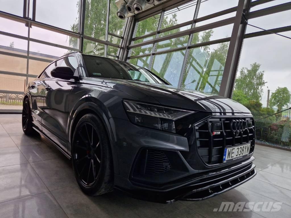 Audi SQ8 Masini