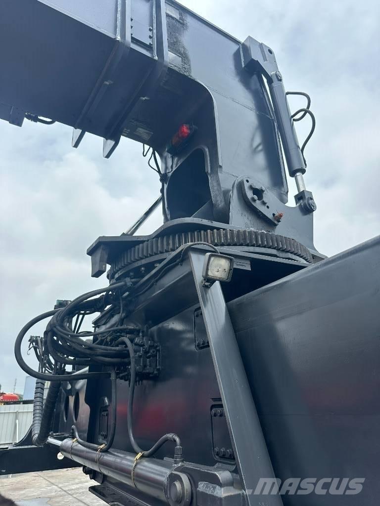 Kalmar DRF 450 Stivuitoare Telescopice Rotative