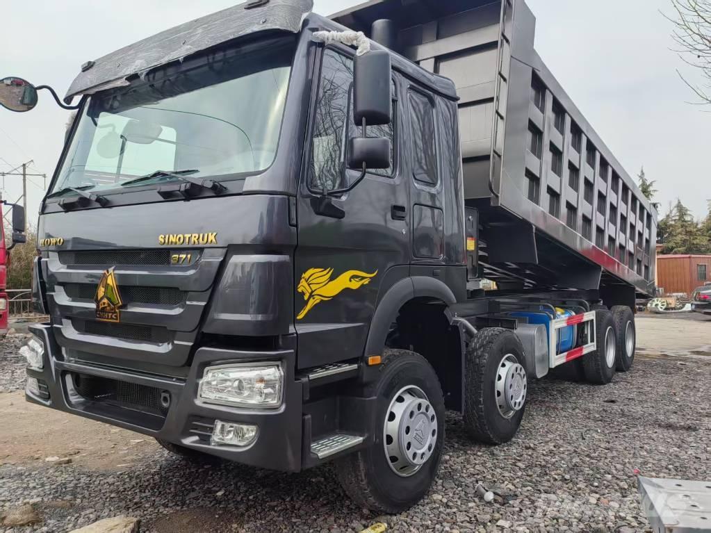 Howo 371 8x4 Autobasculante remorci