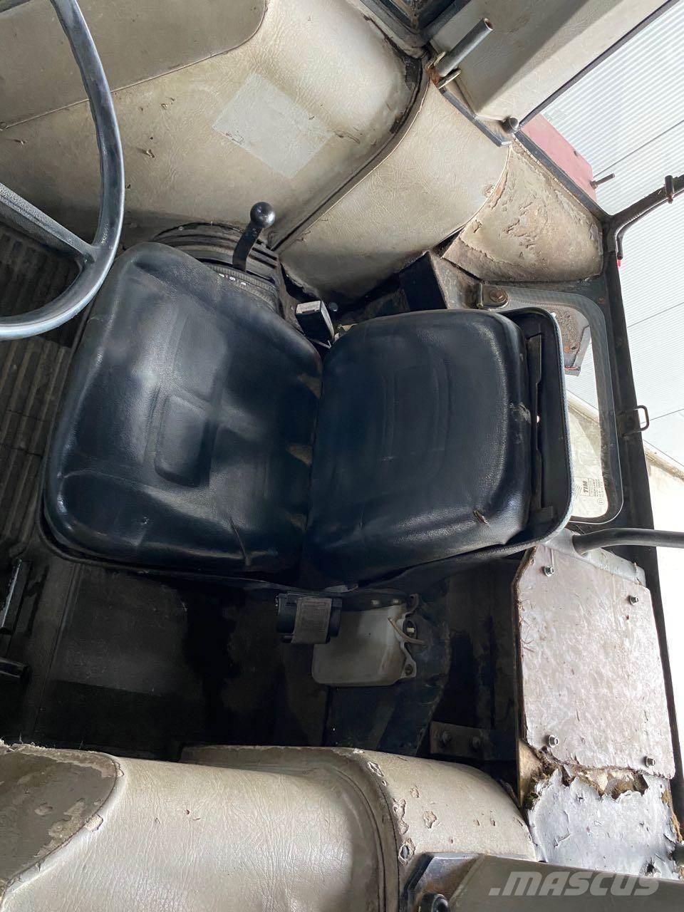 Case IH 840 AS Tractoare