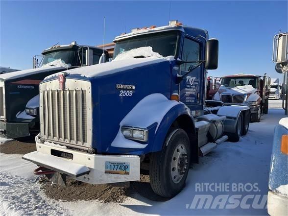 Kenworth T800 Autotractoare