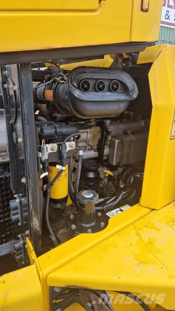 JCB 6 T Minitractor de teren