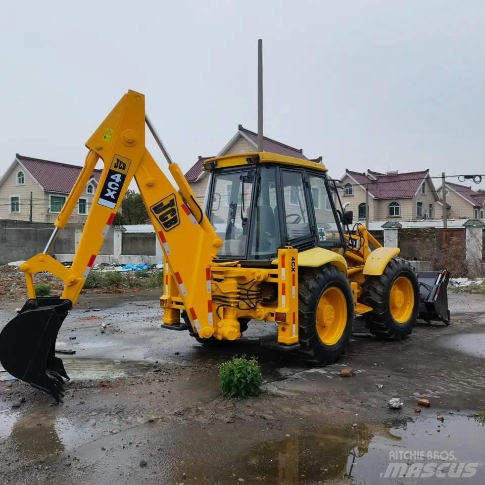 JCB 4CX Buldoexcavatoare