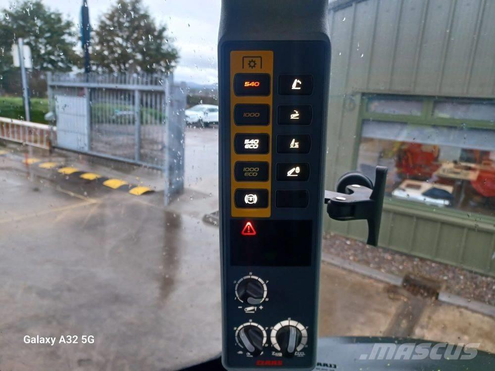 CLAAS Arion 430 Tractoare