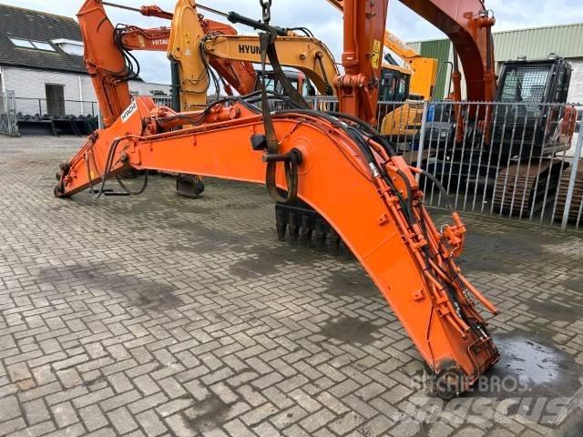 Hitachi ZX 130 Excavator