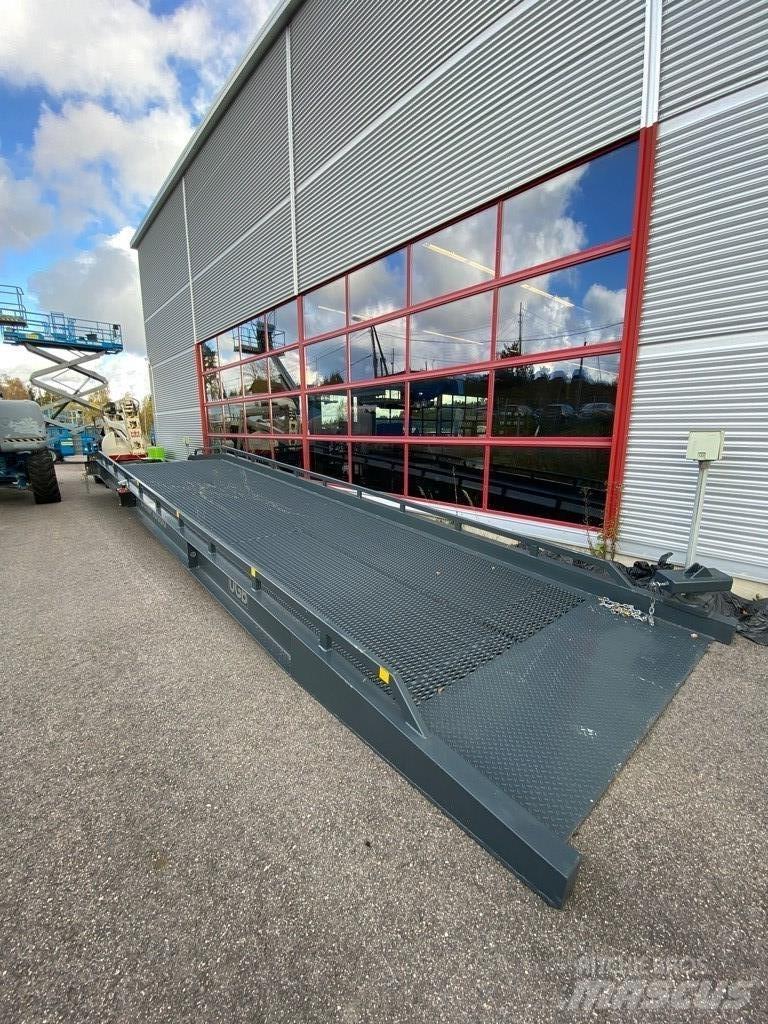  UGB UMR 10000 Stivuitoare - Altele