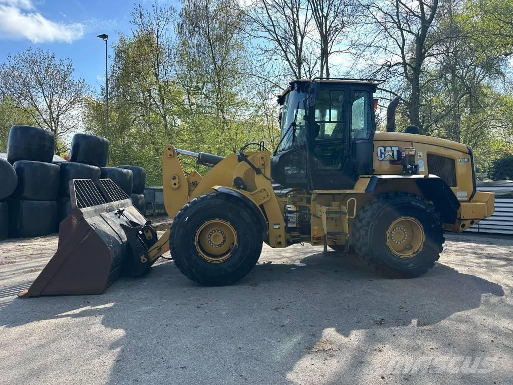 CAT 930M new tires! Incarcator pe pneuri